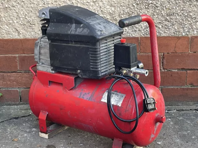 Sealey 25L 1.5 HP Air compressor 8 BAR (240v) Working Perfectly