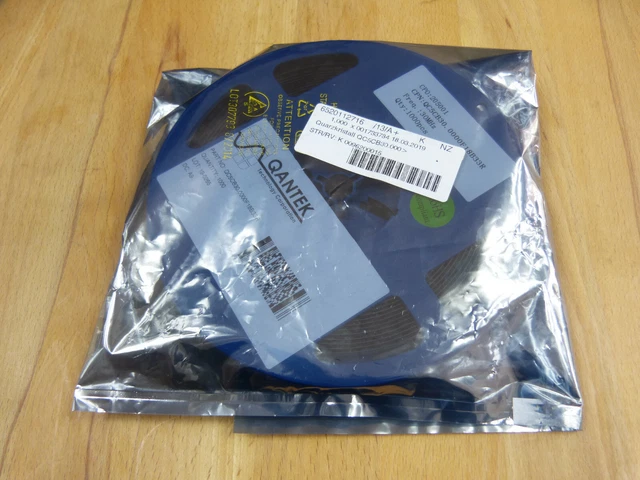 Qantek QC5CB30.0000F18B33M cristallo di quarzo SMD 30,0000 MHz! Nuovo! circa 1000 pz!