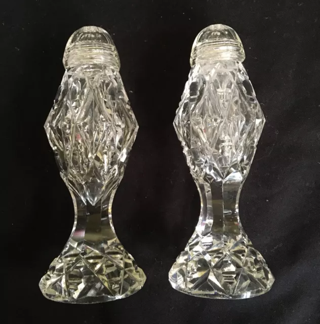 Cut Glass SALT & PEPPER SHAKERS Clear Screw top Vintage Retro Pedestal Pair Chic