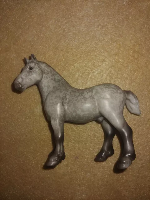 Breyer Horse Stablemate #5942 Mystery Foal Surprise Dapple Grey Drafter G4