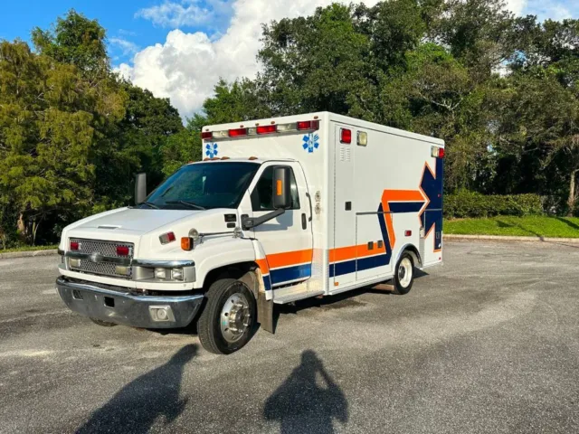 2004 Chevrolet C4500 Ambulance 6.6L Duramax Diesel Automatic