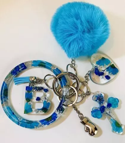 Blue/Teal Resin Keychain Bracelet Set