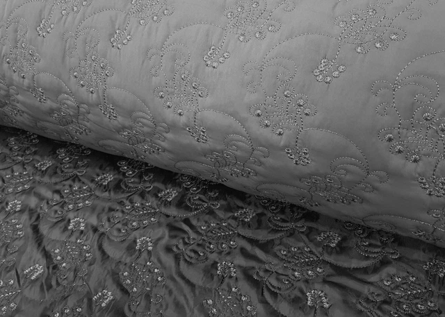 TISSU POUR VESTE / Blouson Brodé Matelassé Double-Face Gris Noir