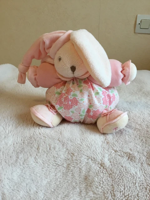 Doudou Lapin boule lilirose fleurs bonnet rose Kaloo -