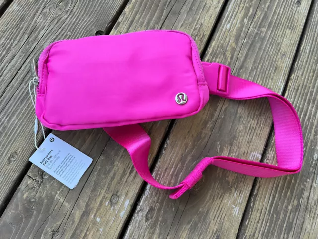 New Lululemon Everywhere Belt Bag Sonic Pink with Tags NWT 1L