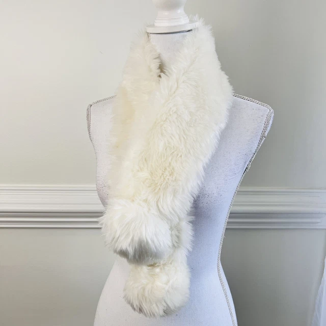Vintage GYMBOREE White Faux Fur Girls Wrap Pull Through Fuzzy Scarf