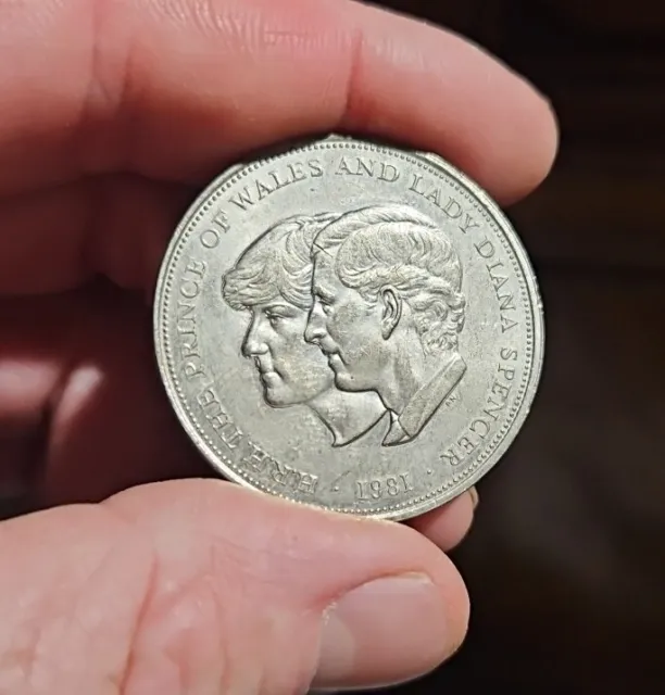 1981 Prince Of Wales And Lady Diana Spencer - Great Commemorative Coin