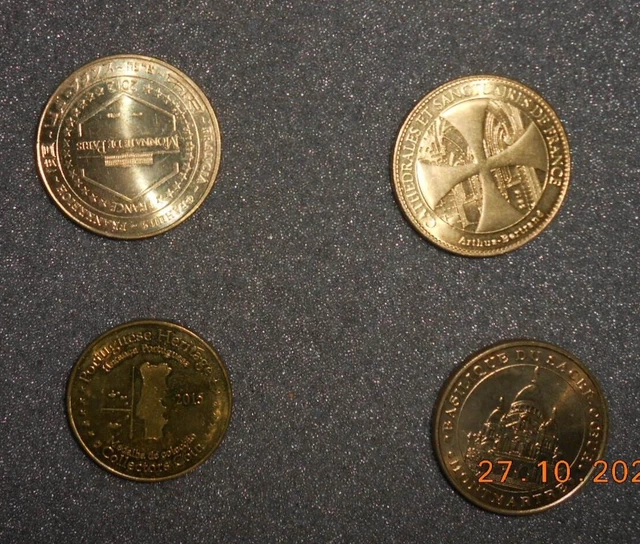 10 pieces jetons touristique   monnaie de paris dans leur pochette à voir 2
