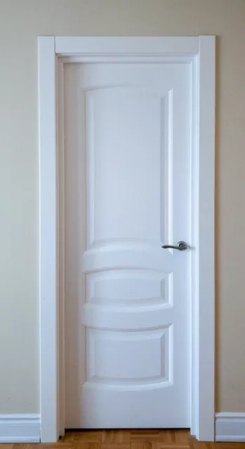 Valencia: Finished European Interior Door with Full Set of Hardware