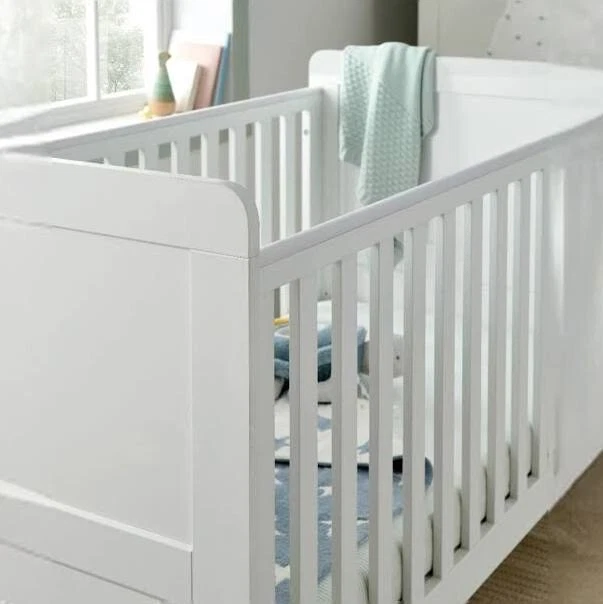 MAMAS AND PAPAS Sienna cotbed Used Good Condition Collection