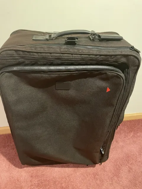 Andiamo Black 30" Wheeled Upright Suitcase Garment Bag Luggage