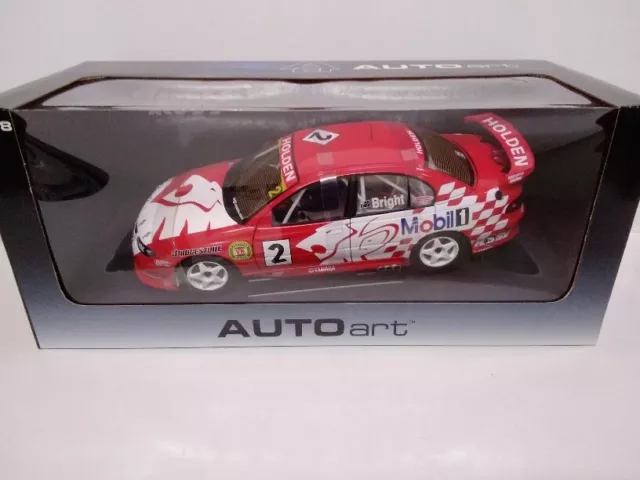 AUTO ART 1/18 HRT VX COMMODORE 2001 BRIGHT factory MINT BOXED, Limited edition