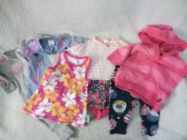 Bonds Wondersuit/Hoodie/Dress/Legging Baby Girl Bundle; Size 00 (3-6 months).