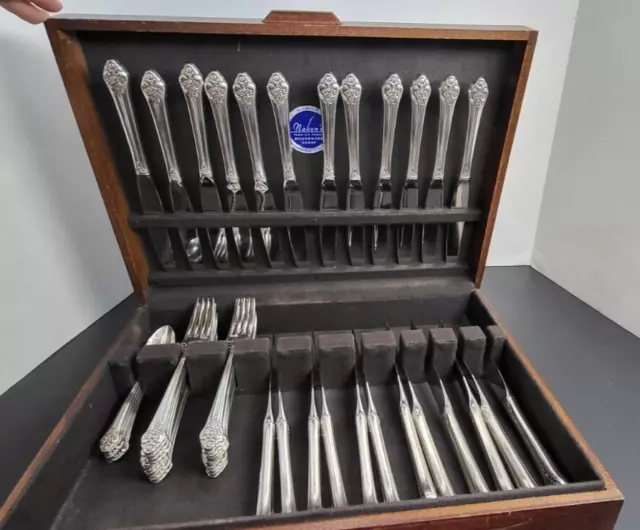 51 Pieces WM Rogers Silverware Set - Plantation in 1881 by Oneida LTD with Box