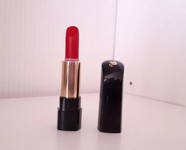Lancome rouge a lèvre taille voyage neuf