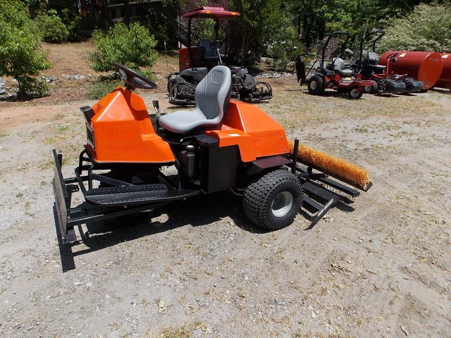 Jacobsen Grooms Master Gas Baseball or Softball infield Rahn groomer 724 hours