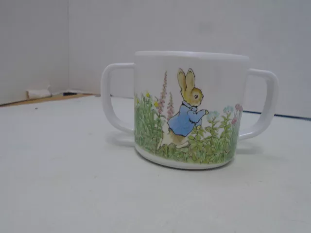 Vintage Peter Rabbit Plastic 9 oz Sippy Cup / Yellow Lid / Frederick Warne  2000