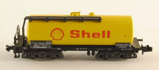 Minitrix carro cisterna carburanti Shell vagone DB a carrelli scala N 1:160