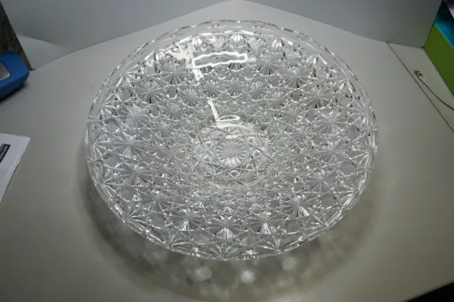 grosse Schale Kristallglas geschliffen alt , 33 cm Durchmesser, Sternenmuster