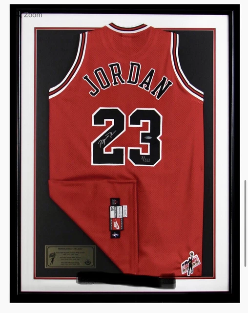 Lot Detail - Michael Jordan Signed Chicago Bulls Jersey in Framed Display – Upper Deck Authenticated