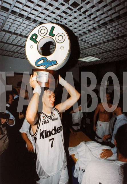 La Virtus Bologna vince la Supercoppa 2021: 90-84 a Milano