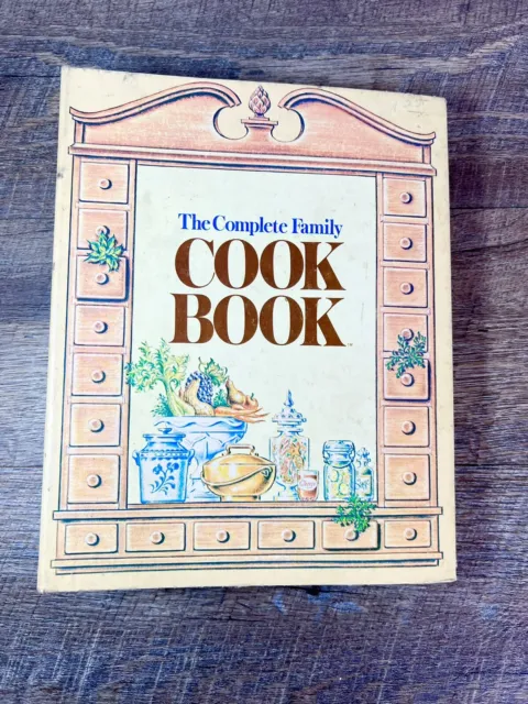 The Complete Family Cookbook PLUS Handwritten Recipes Vintage 1970  Binder