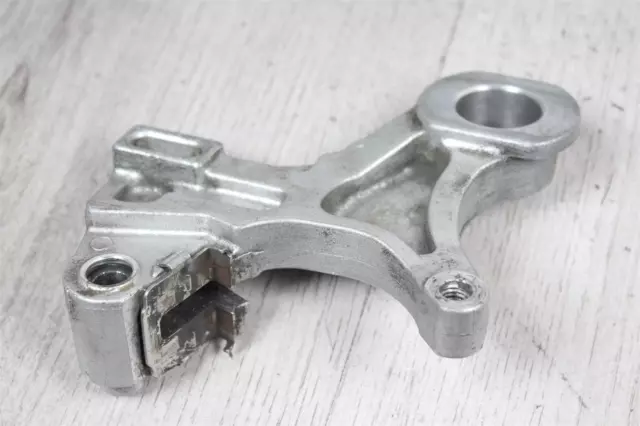 Bremssattelaufnahme Brake Caliper Bracket Rear Axle Honda CBR 900 RR SC44 00-01