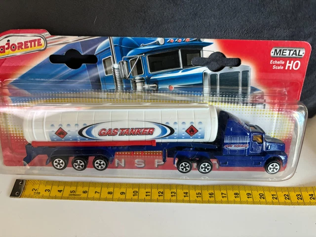 Camion poubelle Mack Granite avec son et lumière Majorette