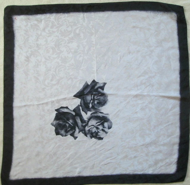 Foulard Vintage FRANÇOIS DE REIX En Soie 100% - Dimensions 85 X 86 Cm - Couleur Bleu - Made In France - Occasion
