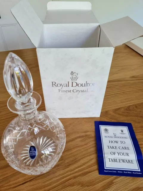 Decanter  Royal Doulton Finest Crystal