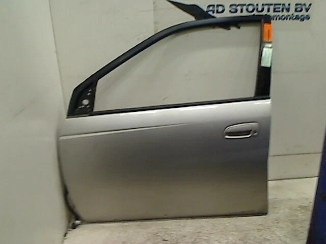 PORTIERA ANTERIORE SINISTRA Toyota Prius (NHW11L) Sedan 1.5 16V (1NZ-FXE) 2002
