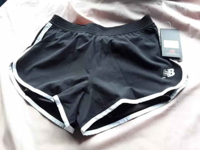 New Balance Accelerate 2in1 Shorts Größe UK XS WS91140