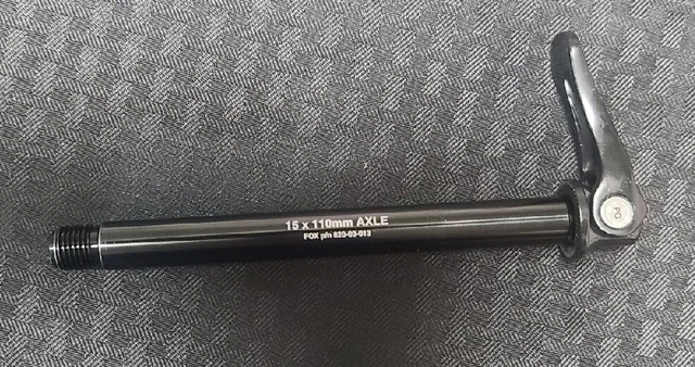 Fox Quick Release QR Solid Front Axle 15x110mm Boost 820-09-063 Shimano Fox Quick Release QR Solid Front Axle 15x110mm Boost 820-09-063 Shimano