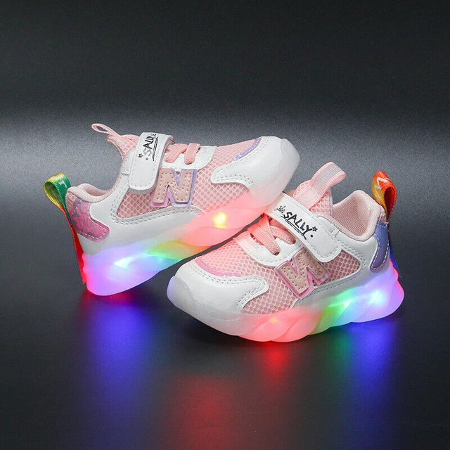 Scarpe da ginnastica bambine bambine bambini si illuminano scarpe da ginnastica luminose LED flash 4