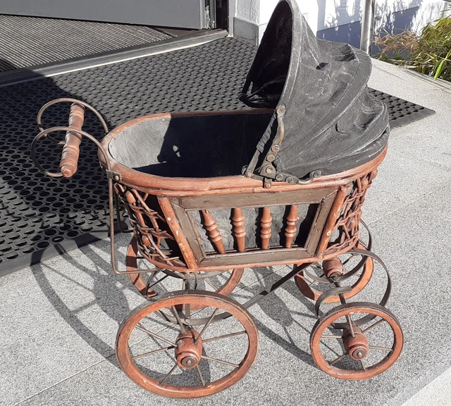 ALTER ANTIKER PUPPENWAGEN - Nostalgie Puppenwagen EUR 35,00 - PicClick DE