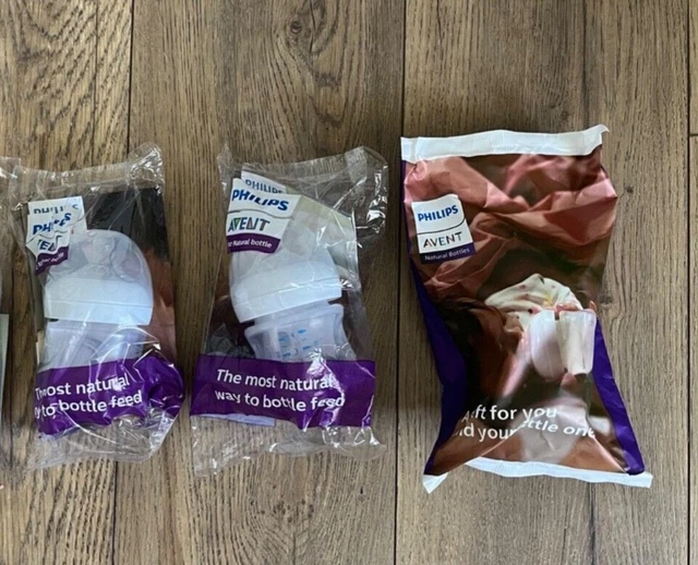 New Avent Bottles 4 Oz set Of 3