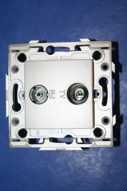 Prise TV/antenne Simple ESPACE 60629 Par Arnould - Neuf (peut-être Sans Emballage Ou Avec Défaut Mineur)