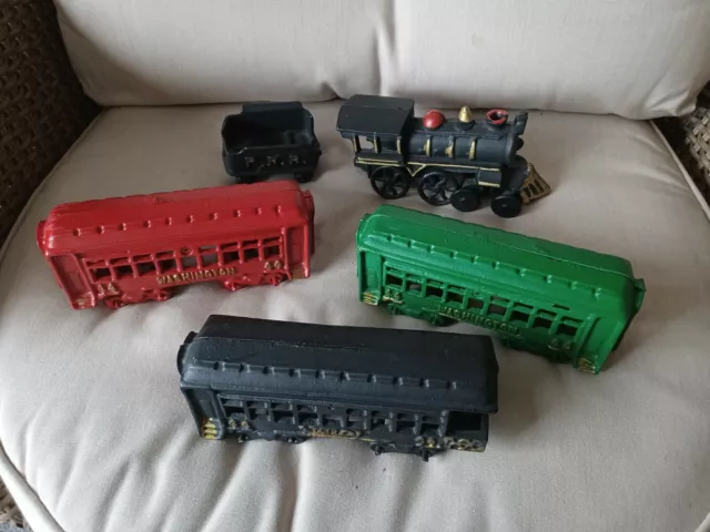 PENNSYLVANIA RAILROAD Washington 44 CAST IRON TRAIN SET Vintage with hooks