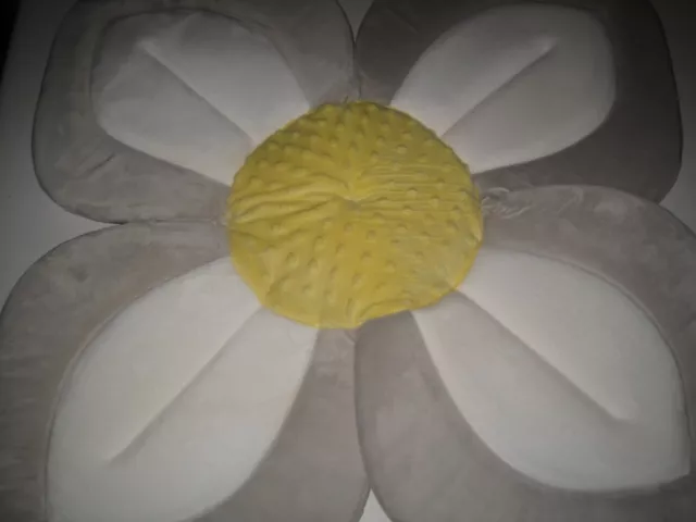 Blooming Bath Lotus - Baby Bath (Gray/Light Yellow) USED ONCE
