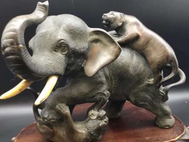 #yd# éléphant en bronze , fighting with tigers, Japon, tigres XIXÈME (edo meiji)