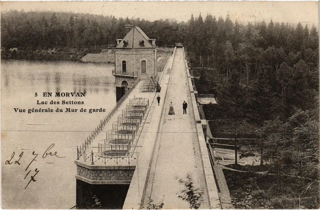 Carte Postale Ancienne (CPA) - Le Vieux Morvan - Habitation Rustique - Nièvre (58) - Début 1900