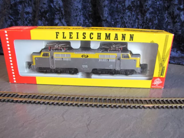 4372 Fleischmann H0 E- Lok BR 1200  Betriebs Nr 1215 der NS  No 4372 in OVP