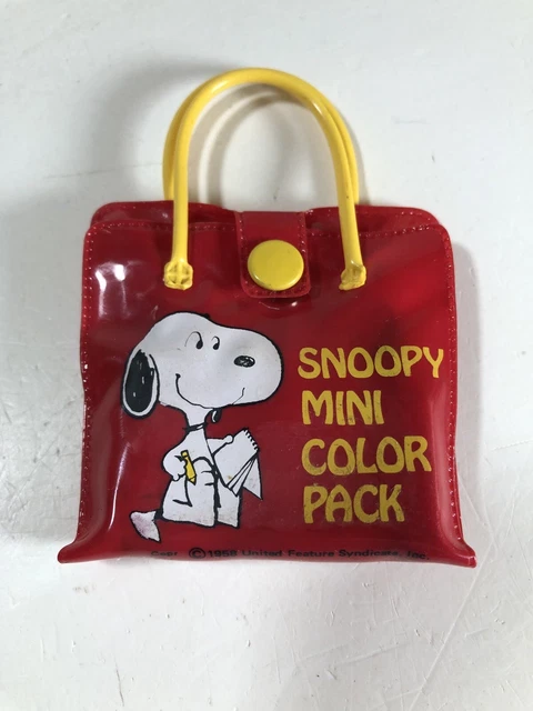 VINTAGE PEANUTS SNOOPY Mini Color Pack With Snoopy & Woodstock Crayons