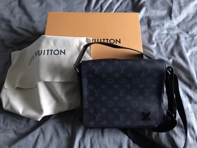 district sacoche louis vuitton