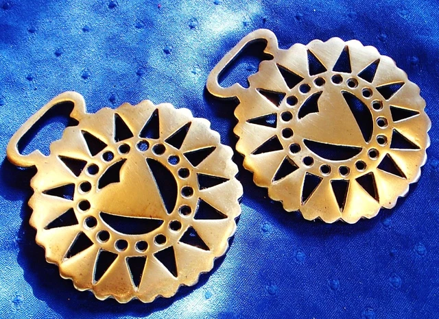 *A Pair Of Antique Cast Heart Pattern Horse Brasses*