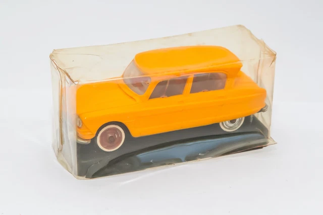 J.R.D miniatures CITROEN AMI A.M.I 6 ref 154 - orange neuve en boite