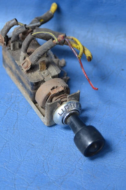 1955-1960 Ford F100 Pickup Truck Headlight Switch Assembly Knob Dash F250 F350 1955-1960 Ford F100 Pickup Truck Headlight Switch Assembly Knob Dash F250 F350