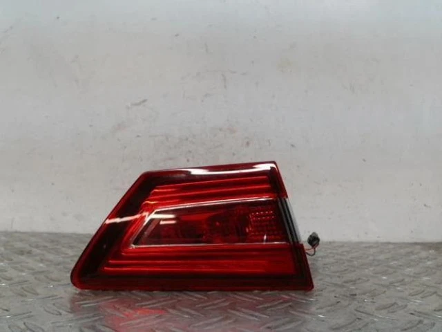 Feu arrière gauche Renault Clio II 7700410515 - fr