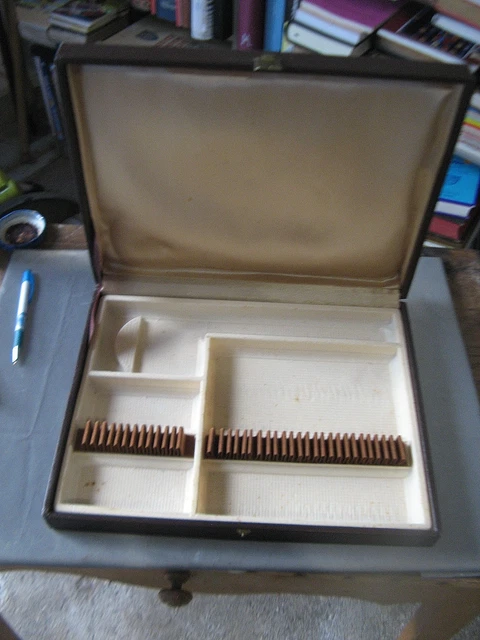 Ménagère En Métal Argenté Dans écrin - Couverts De Table - Occasion
