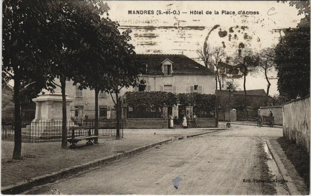 CPA MANDRES Hotel de la Place d'Armes (1144854)